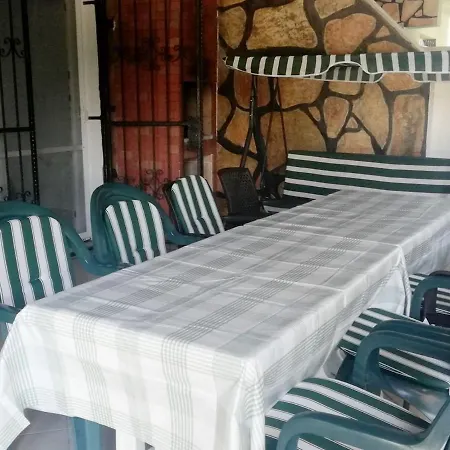 Vilă Triplex 5-1 *
